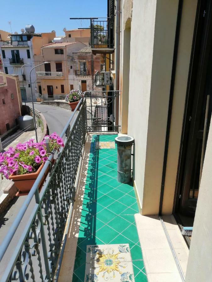 Donna Sabella Couette-café Santa Flavia